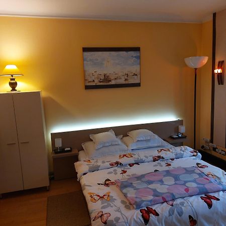 Casa Negoiu Leilighet Târgu-Mureş Eksteriør bilde